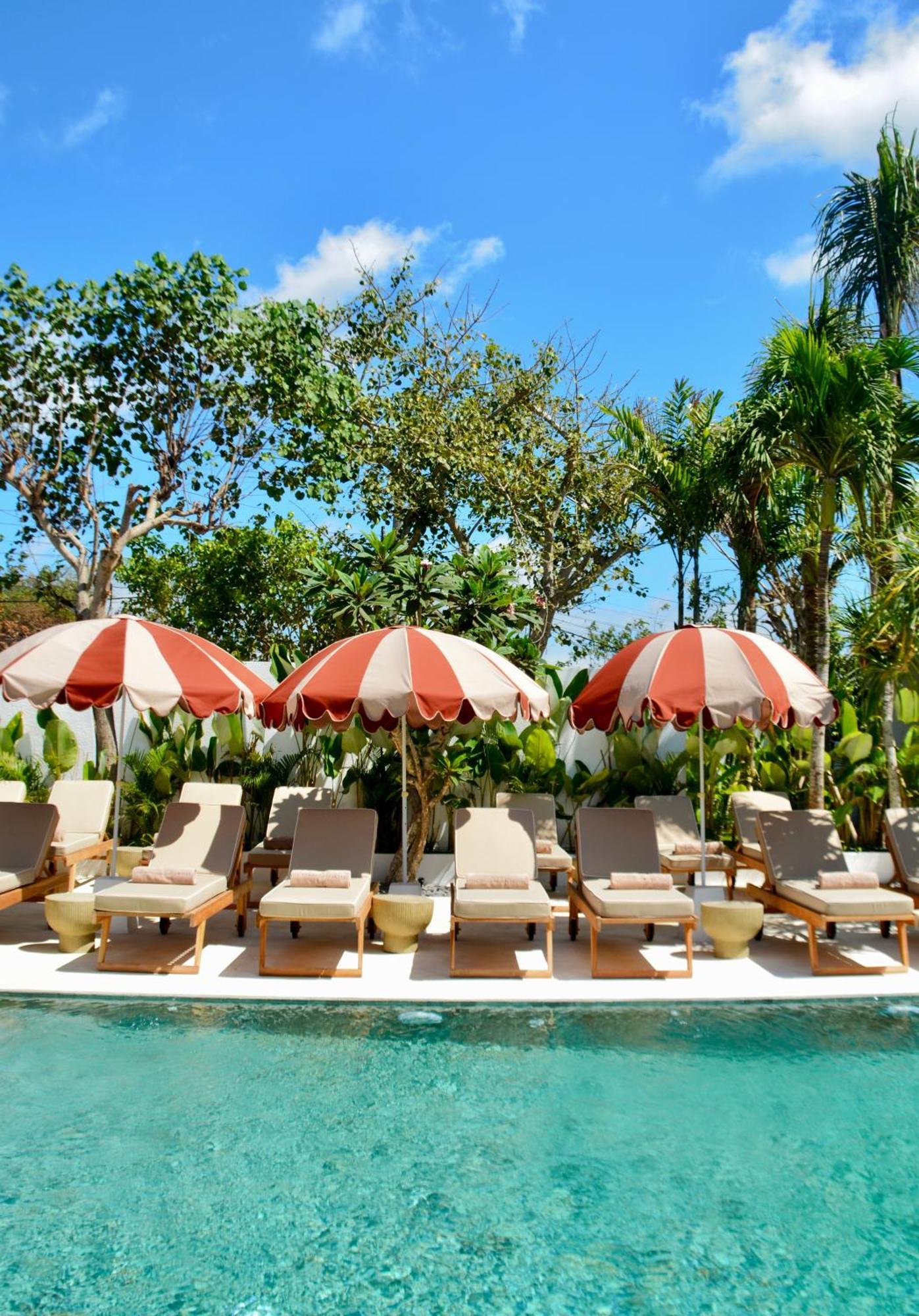 The Balangan Hotel ジンバラン エクステリア 写真