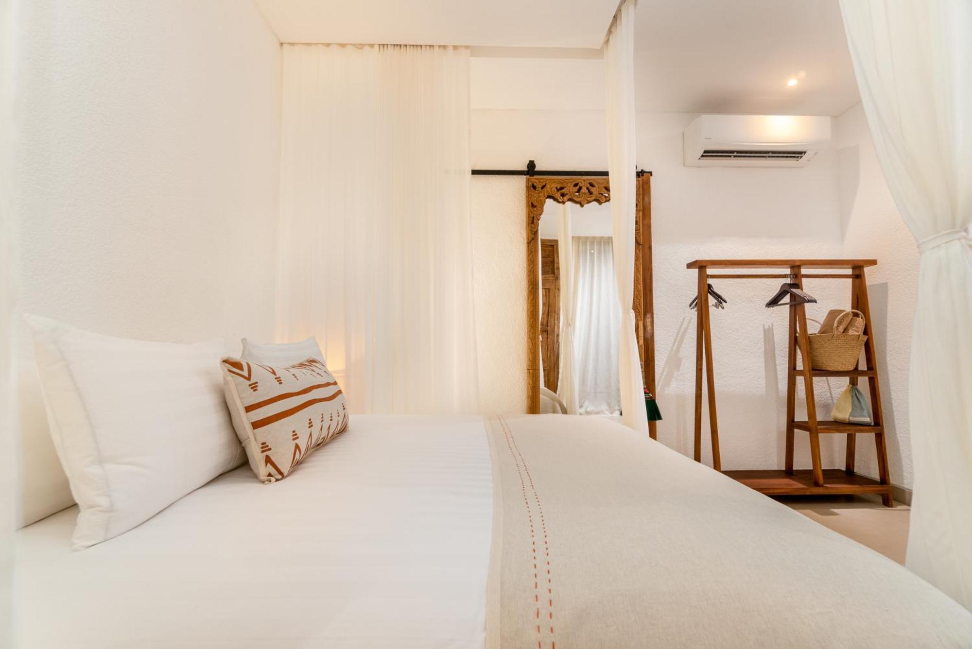 The Balangan Hotel ジンバラン エクステリア 写真